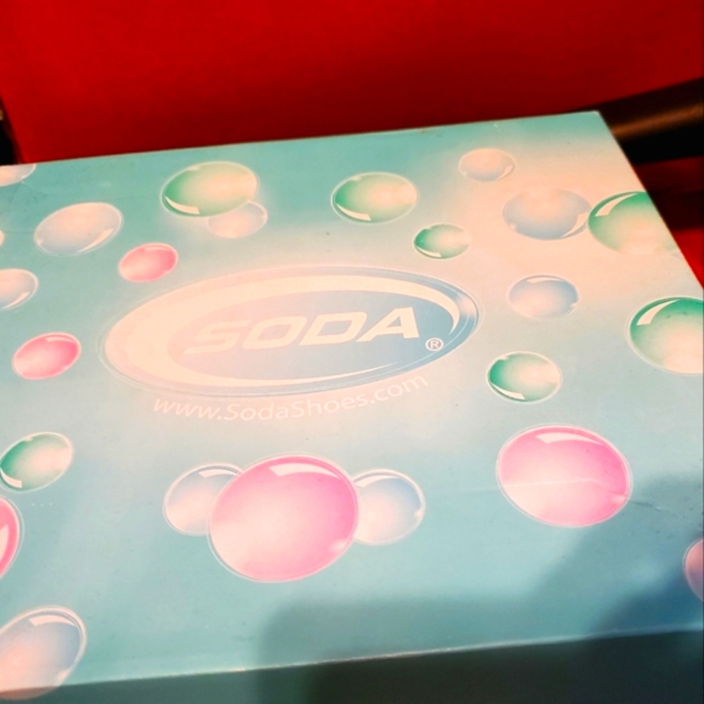 NIB Cheetah Print Flatform Sandals